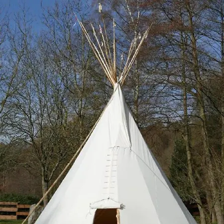 Ausserhalb2 - Uebernachten Im Tipi Weisel