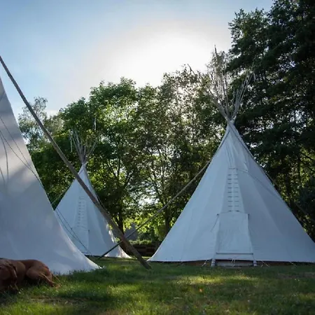 Ausserhalb2 - Uebernachten Im Tipi Weisel